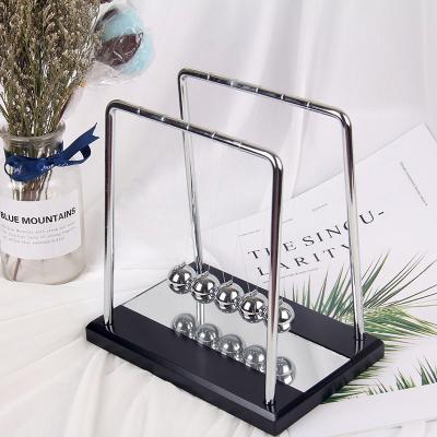 China Creative Minimalist Newton Cradle Billiards Pendulum Ball Desktop Decoration Metal Crafts Balance Ball Table Decoration for sale