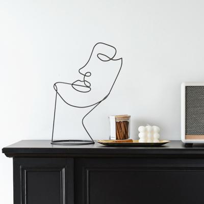 China Retro Home Decoration Metal Crafts Minimalist Abstract Home Other Decorative Art Figure Desktop Ornaments for sale