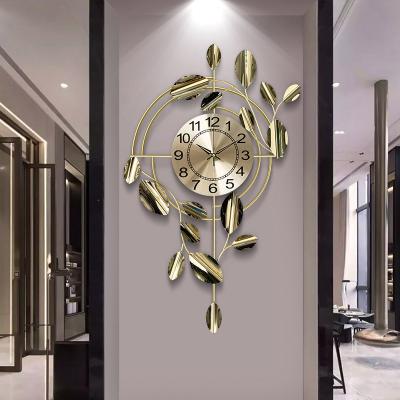 China Art Deco Clocks Living Room Style Pendant Wall Clock Home Antique Light Luxury Silent Bedroom Nordic Clock for sale