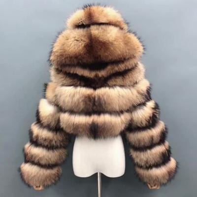 China Anti-wrinkle winter real raccoon hooded raccoon fur coat short style real fur coat for sale