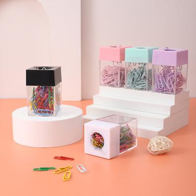 China Hot selling colorful magnetism box of LANTIAN factory wholesale school home office thumbtacks paper clips for sale