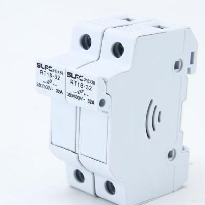 China Built-in LOW VOLTAGE RT18-32 4P Fuse Switch for sale