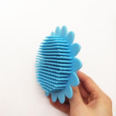 China EXFOLIATING Soft Silicone Food Grade Loofah Back Brush For Shower Body Scrubber Soft Exfoliating Brush Seal for sale