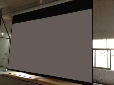 China 200 inch groot scherm met projector motorisch scherm met gespannen scherm voor buiten Te koop