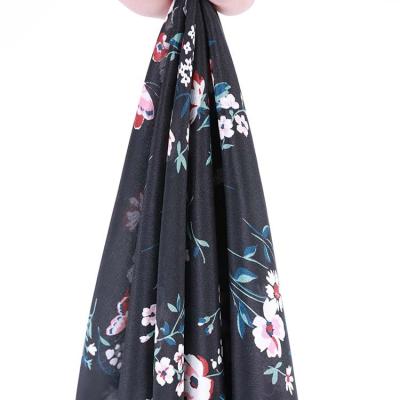 China Breathable Customized Floral Print 100% Silk Digital Chiffon Fabric Floral Print Fabric For Dress for sale