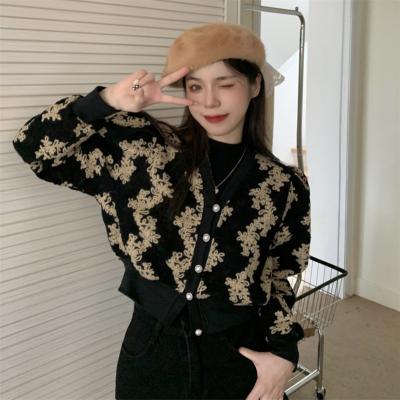 China 2021 autumn and winter new retro crochet short coat jacket breathable female chic outerwear student age-reducing all-match flowers small for sale