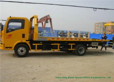 China Van het de Plichts Flatbed Slepen van HOWO Lichte de Vrachtwagendrager voor Auto/SUV-Road Terugwinning 3 - 5 Ton Te koop