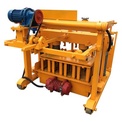 China For Brick Making Concrete Block Making Machine Egg Laying Machine QMJ4-30 Type Mobile Brick Laying Machine For Roads for sale