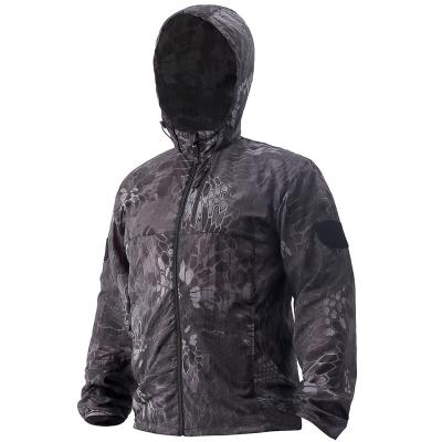 China 2022 Factory New Outlet Camouflage Top Skin Breathable Tactical Coat Ventilation Waterproof Loose Coat for sale