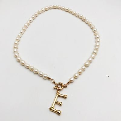 China Hiphop Initial Pendant Necklace Gold Plated Jewelry 2021 Women Freshwater Pearl Necklace Choker for sale