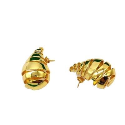 China Office/career Wholesale Exquisite Hollow Drop Earrings 18K Gold Plated Personality Earrings For Women for sale