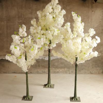 China 1.5m Wedding Centerpiece Table Tree Artificial White Cherry Blossom Tree Decoration for sale