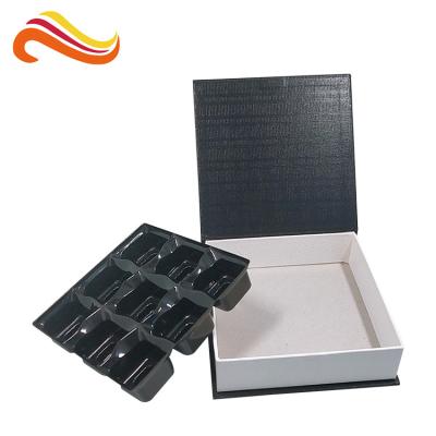 China Square Recycled Cardboard Gift Boxes Magnetic Personalized Packaging Boxes with blister for sale