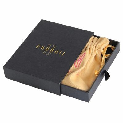 China Black PMS 1200g Cardboard Gift Presentation Boxes CMYK With Ribbon for sale