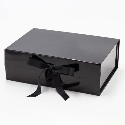 China 2mm Cardboard Paper Magnetic Packaging Boxes Garment Clothing Apparel Gift Black for sale