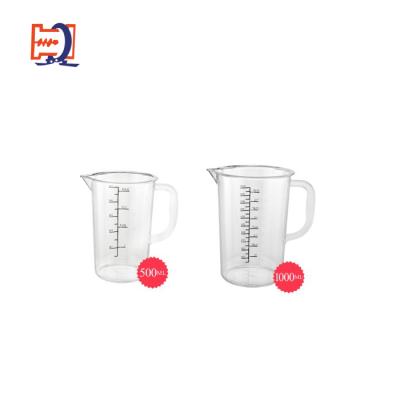 China Stocked Plastic Graduated Measuring Cup For Beaker Liquid Measuring Jug Cup Cooking Container for sale