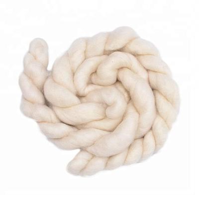 China Wholesale Thick Hand Knitting Giant Anti-pilling Sets Super Chunky Yarn Temperature 100% Merino Wool Yarn for sale