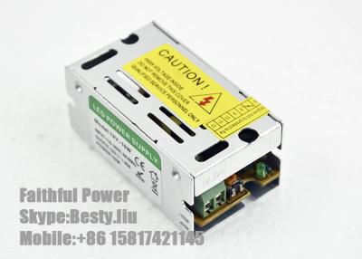 中国 DC 12V 1.25A SmpsのへのACは15のWの非防水直流電源を電源 販売のため