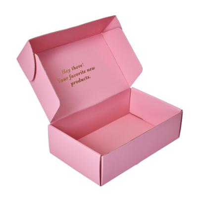 China Recycled Materials Cardboard Gift Box Light Weight Vintage Gift Wrapping Bridesmaid Birthday Party Gift Box Large for sale