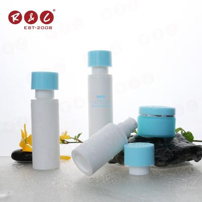 China NEW Cosmetic White Skincare Creams Lotion Cosmetic Cream Vacuum Dispensing PP Plastic White Cosmetic Skincare Airless Pump Bottles for sale