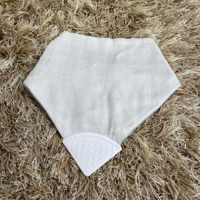 China 6 Layers Cotton Muslin Silicone Easy Clean Bamboo Triangle Bib Sustainable for sale