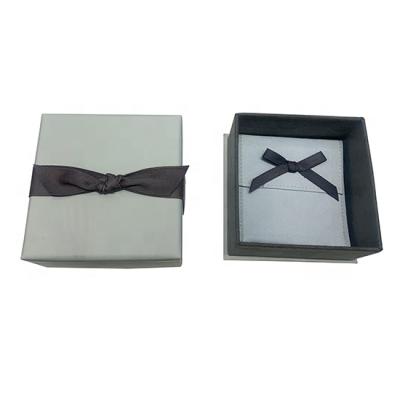 China Luxury Customized Jewelry Packaging Items And Ring Box With Portable Pouch for sale