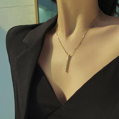 China Fashion MNL30035 Stainless Steel Shell Pendant Necklaces Trendy Titanium Trendy Jewelry Necklace Shell Jewelry for sale