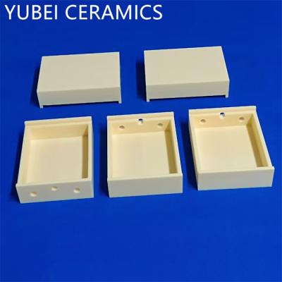 China Vuurvaste Ceramische Corrosiebestendige Smeltkroezen 1600℃ op hoge temperatuur Te koop