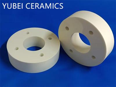 China ISO9001 Alumina de Ceramische Ceramische Isolerende Materialen van de Ringen Hoge Hardheid Te koop