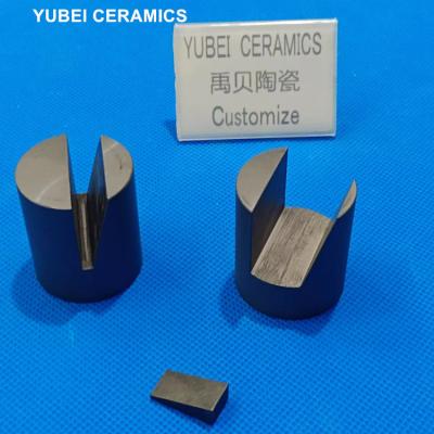 China Smooth Surface Finish Silicon Carbide Ceramic Base With 380 MPa Bending Strength for sale