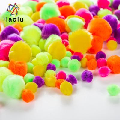 China DIY Festival Crafts Handmade Pompoms Multicolor Pompoms For Kids for sale