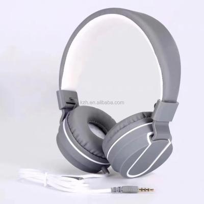 China Bass Headphone PU Leather Fashion Bass Headphone Smart Headphones With Mic Folding Earphone H-007 for sale