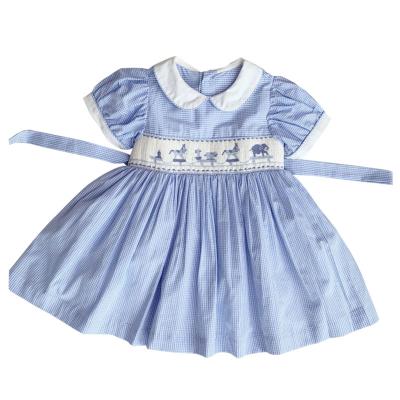 China Blue Girl Peter Pan Collar Toddler Dress Breathable Handmade Smocked Girls Baby Smocked Dress Baby Embroidery Cotton Dress for sale