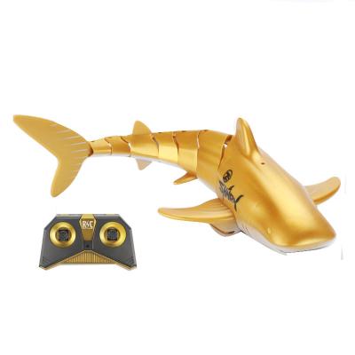 China Electronic rc 2.4G electronic shark toy remote control swimming pool bathroom for 3-6 years old boy grill for sale