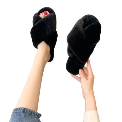 China Fashion Trend Fashion Casual Women's Slippers Fluffy Plush Slippers Cross Women's Slippers for sale