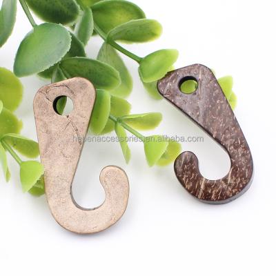 China Nickel Free Clothes Bag Non Plastic Parts Decoration Accessories with One Hole Custom Natural Coconut Shell Hook Shape Belt Buckle Wood Crafts for sale