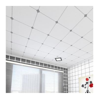 China Integrated Fireproof Decorative 3D Ceilings Aluminum Ceiling Tiles 300*300 For Kitchen for sale