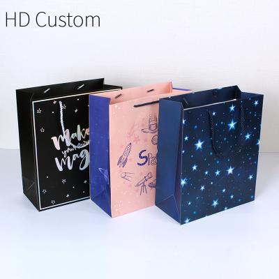 China Recyclable Custom Vintage Wedding Favor Bags Vkraft Paper Gift With Bow Volleyball Candy String And Bag Handle Water Proof Weft Food Packaging for sale