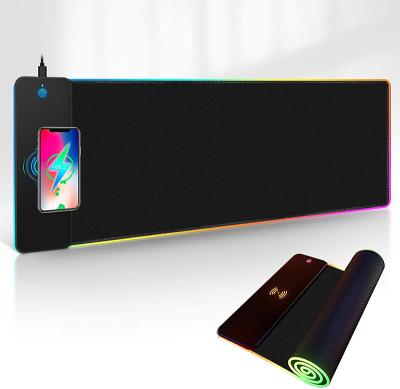 China 2021 New Arrival Large RGB Durable Gaming Mousepad LED Light Gaming Mouse Pad Wireless Charging Rubber Mouse Pad for sale