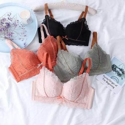 China QUICK DRY Traceless Latex Cup Bra No Wire Free Slightly Lift Women V Neck Bralette Bra Panty Set Sexy Woman Sports Bra for sale