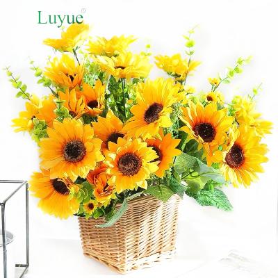 China Eco-friendly artificial flower stem Luyue style retro sunflower long forwedding bouquet bridal home shop decoration indoor outdoor flower for sale