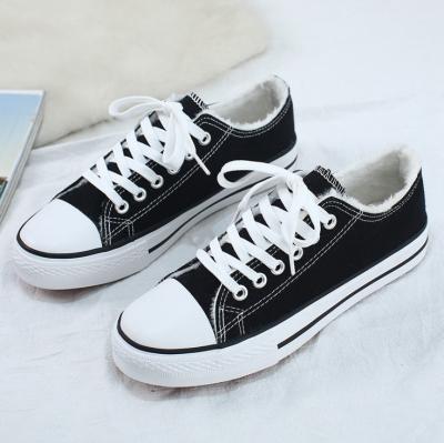 China Fashion trend new men women canvas shoes breathable casual shoes.winter for sale