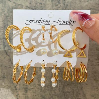 China CLASSIC Trendy Gold Metal Earrings Set Shape Earrings Jewelry Pearl Circle Drop Earrings 2023 Trend Geometric Set For Women for sale