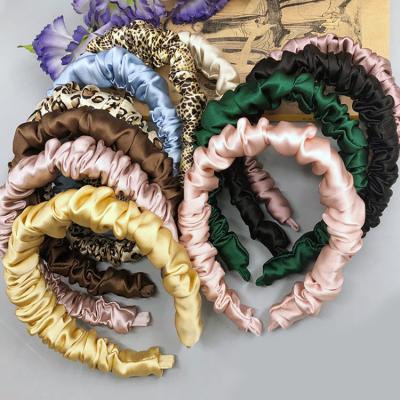 China Hot Sale Fashion Bubble Satin Hair Bands Silk Circle Scrunchies Hair Wash Clasp for sale