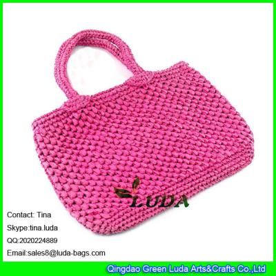 China LUDA vintage pattern crocheting straw handbag mesh beach straw hobo bag for sale