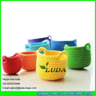 China LDMX-002 handmade crochet beach bag home decoration small straw basket for sale