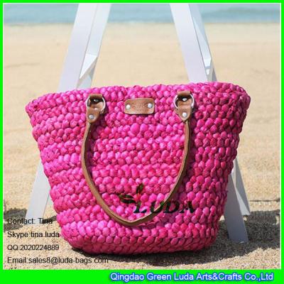 China LUDA rose red cornhusk straw handbags fashion handmade lady summer beach totes for sale