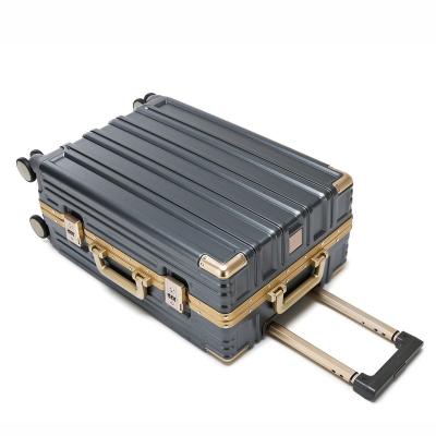 China Luggage Trolley Set Factory Wholesale 3 Pieces Travel Suitcases ABS PC Trolley Hard Shell Wheeled Hand Luggage Sets for sale