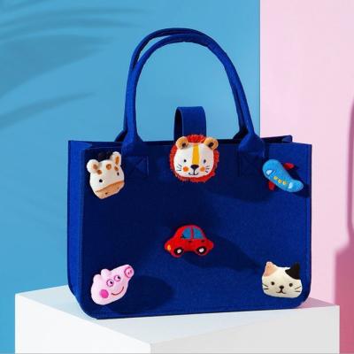 China Wholesale DIY Christmas Kids Gift Waterproof Felt Handle Recycled Bag for sale