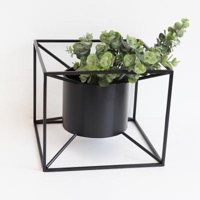 China 100% Handmade Indoor Decor Black Top Floor Table Metal Smart Home Style Modern Metal Flower Pots for sale